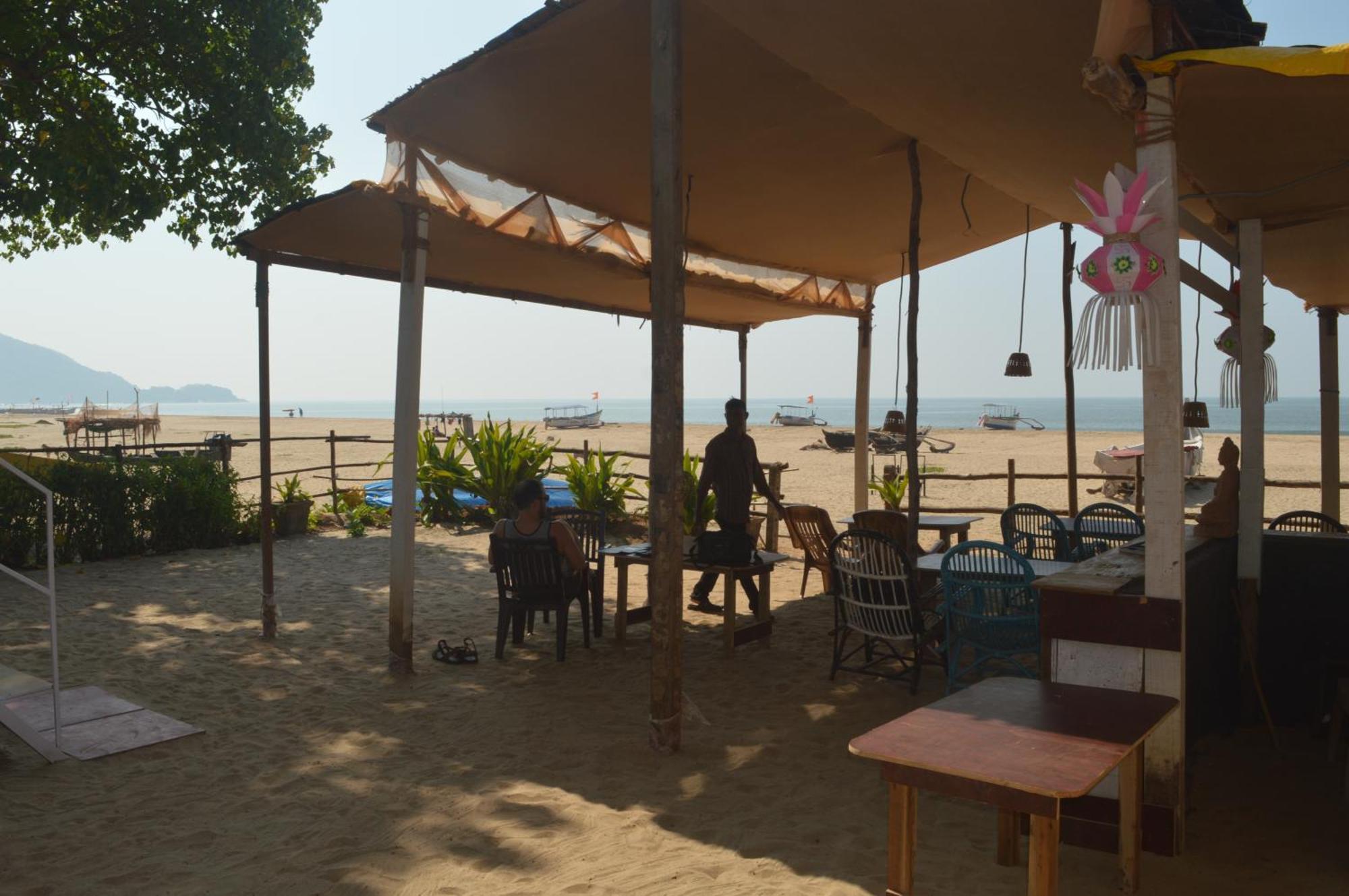 Riya Cottages And Beach Huts Agonda Exterior photo